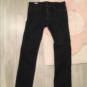 **{ SOLD}** Men’s Hugo Boss Denim Jeans